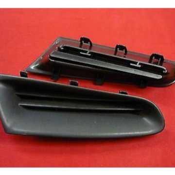 Решетка бампера CLIO правая сторона