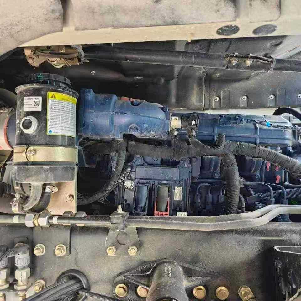 In-Stock New Vehicle National V Pre-Registered Shaanxi Automobile Delong M3000S Mixer Truck with Extended Half-High Roof Cab and Mixer Tank