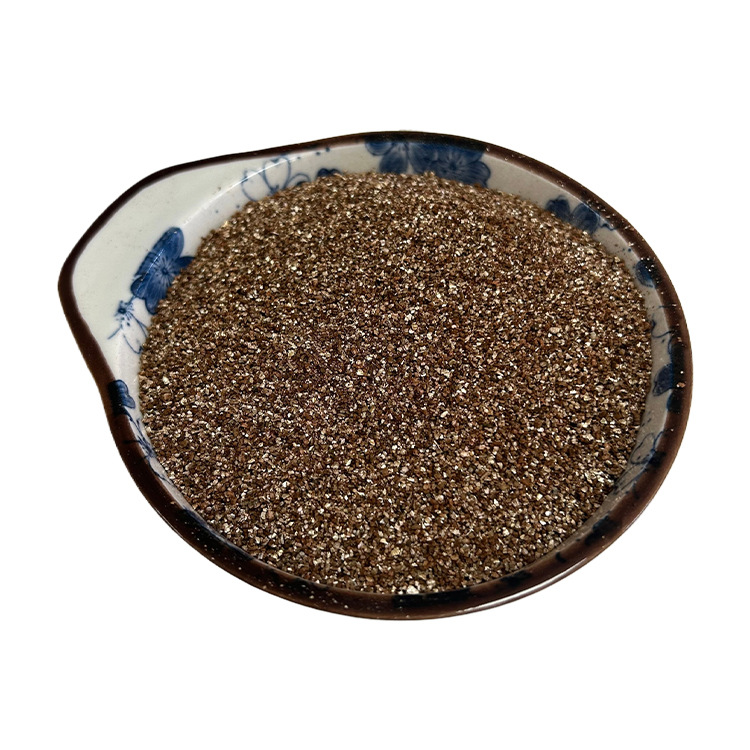 Water and Fertilizer Preservation for Horticultural Fruits and Vegetables Fleshy Green Plant Hydroponic Granules Red Vermiculite Powder 20- 40 Mesh Fireproof Vermiculite