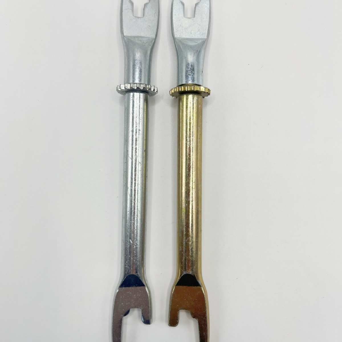 Applicable to MITSUBISHI MITSUBISHI L200 rear brake repair kit caliper repair kit 4600A139 L/40