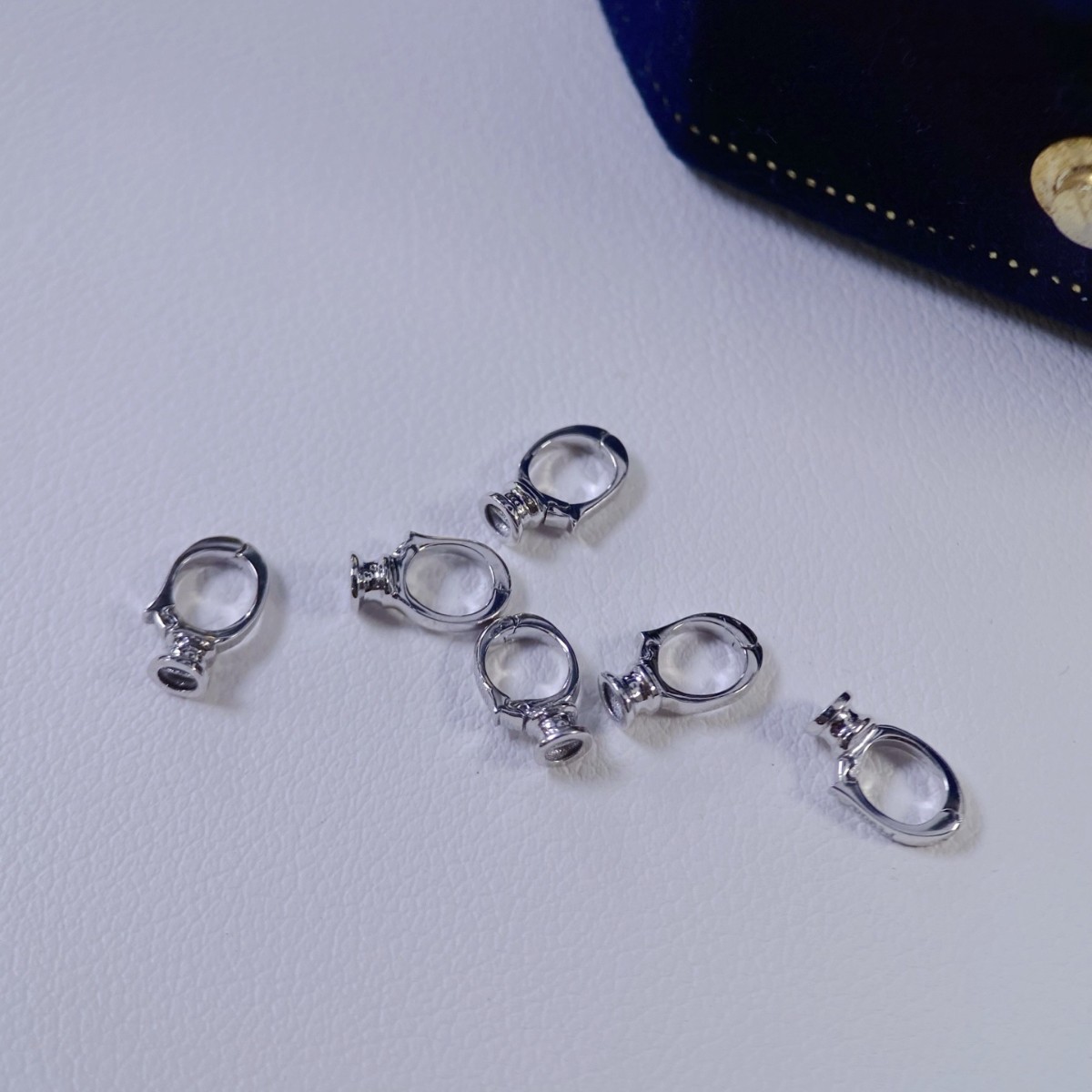 Platinum Pt900 Accessories Pendant Buckle Simple and Versatile