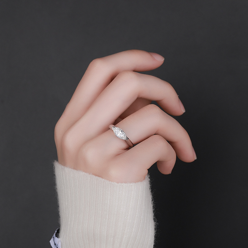 Cross-border Hot-selling New Simple Marquise Diamond Ring Is 925 Silver 5*10 Marquise Moissanite Design Couple Ring