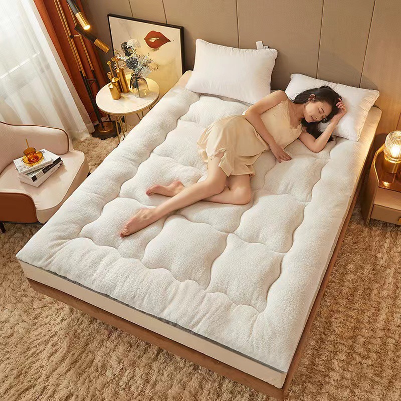 Lamb Fleece Mattress Upholstered Padded Winter Single Student Dormitory Home Tatami Mattress Foldable Cushion