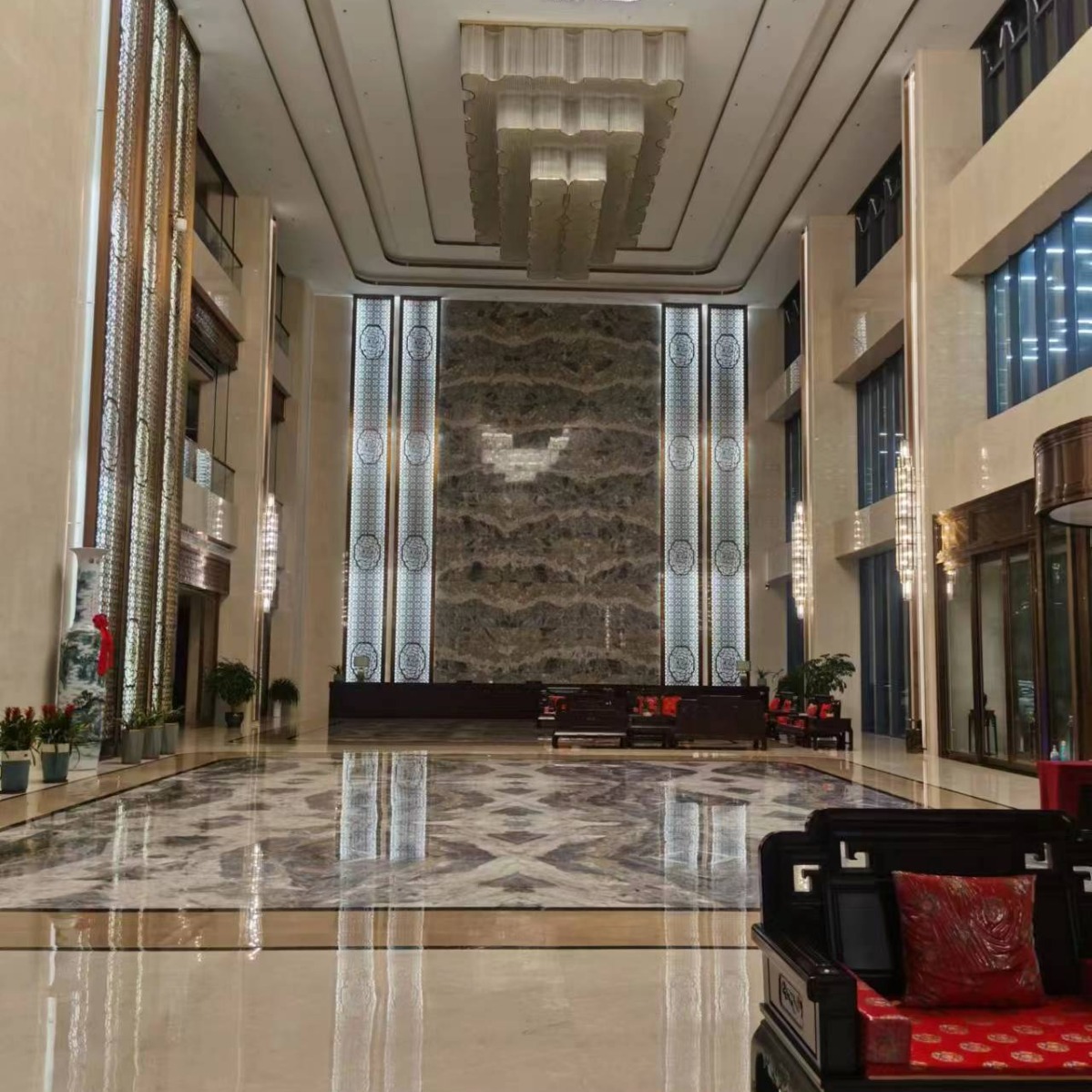 Natural Marble Ultraman Beige Stone Countertop Background Wall Bay Window Workwear House Home Decoration Stone