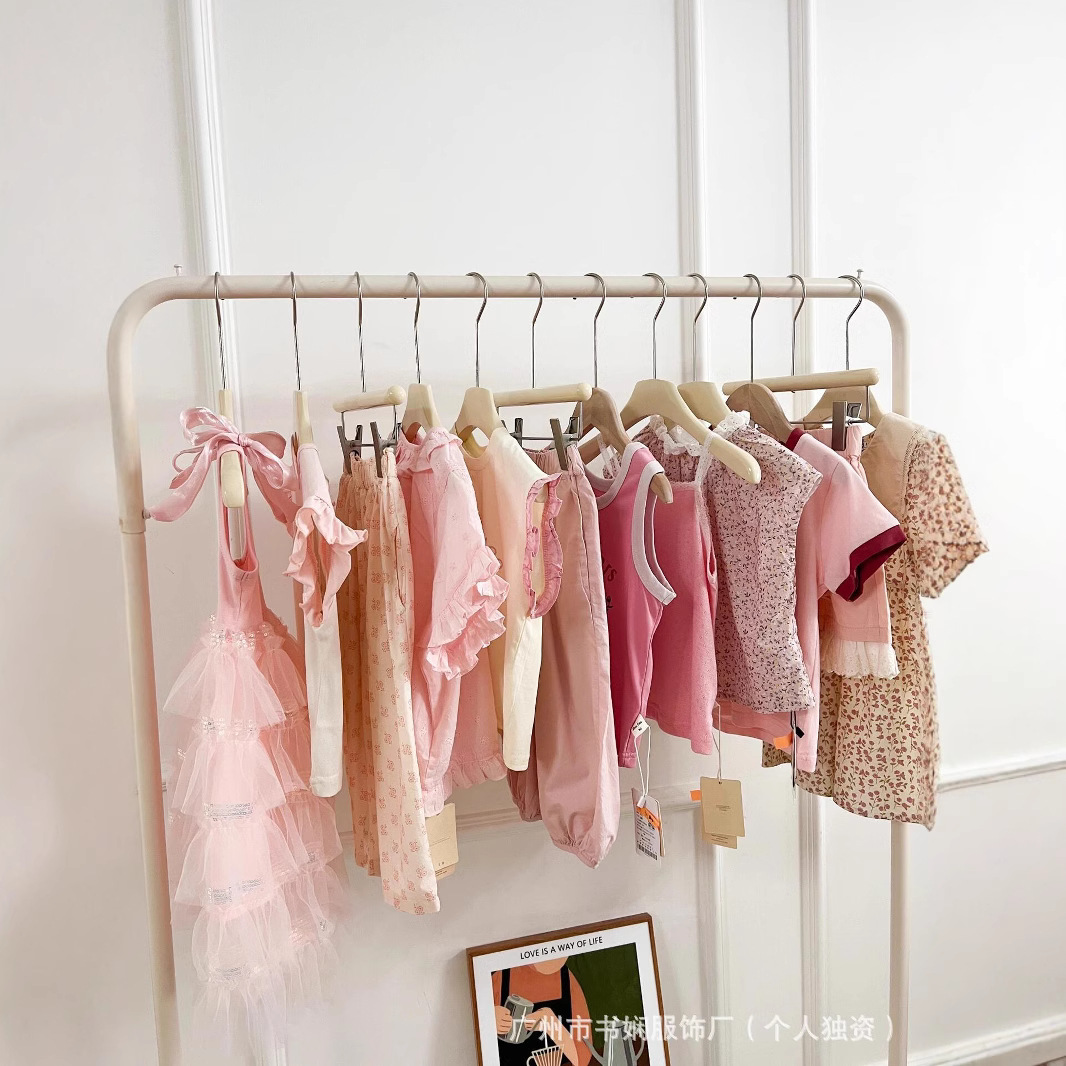 Children's Clothing Autumn Styles in Stock, Summer Girls' Camisole Dresses Physical Live Stall Children's Clothing Supply, Huzhou Zhili Children's Clothing