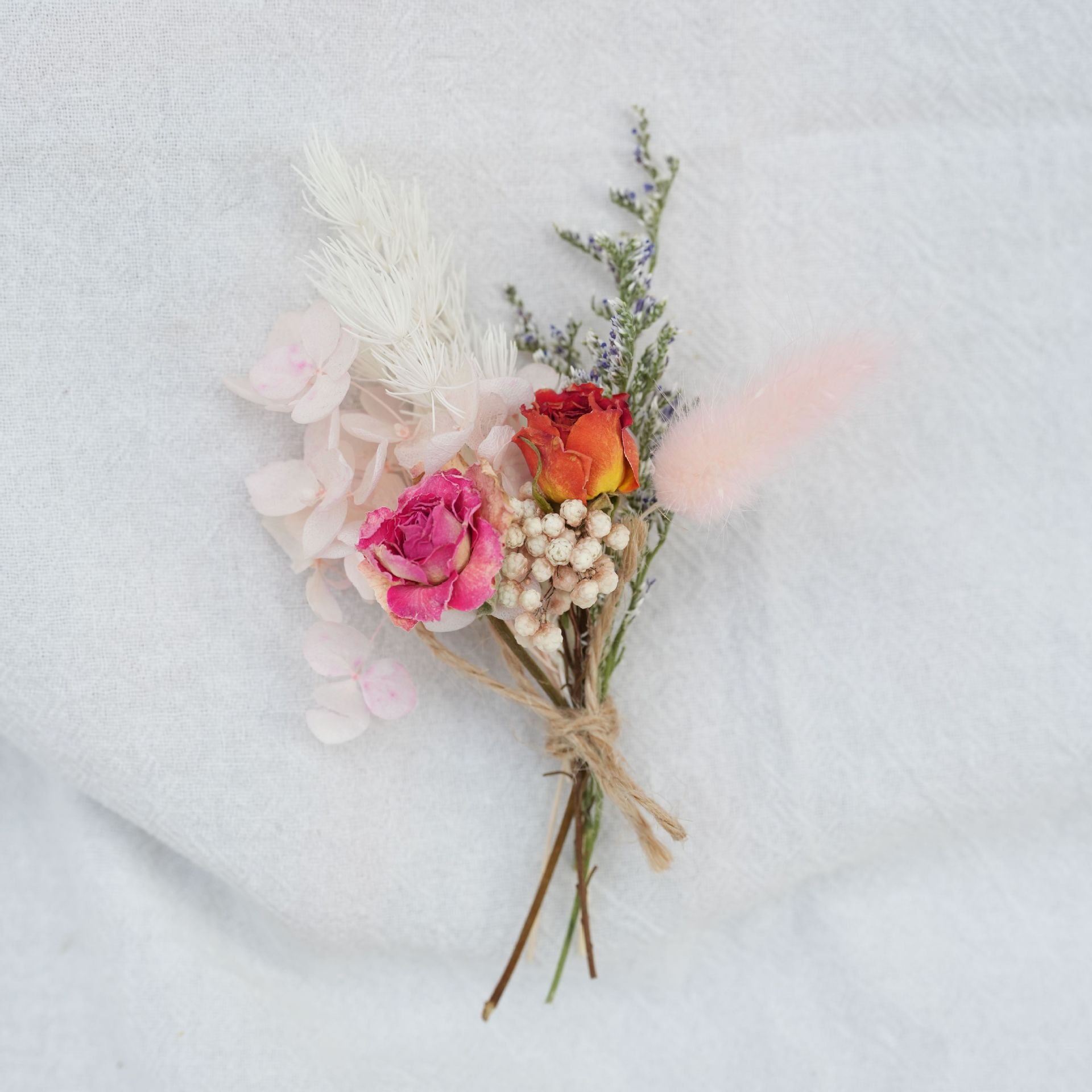 Mini Dried Flower bouquet card decoration DIY material shooting props gift box accessories small bouquet hand gift corsage