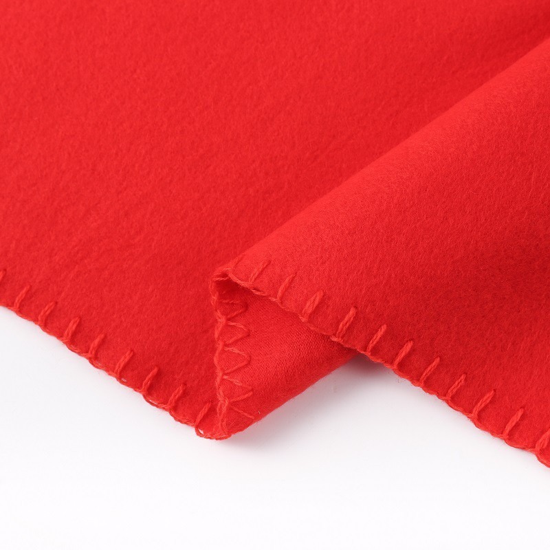 Polar Fleece Blanket with Heat Transfer Printing of the Red Cross, Anti-Epidemic Rescue Blanket, Polar Fleece Air Conditioning Blanket, Summer Nap Blanket, Triangle Stitch