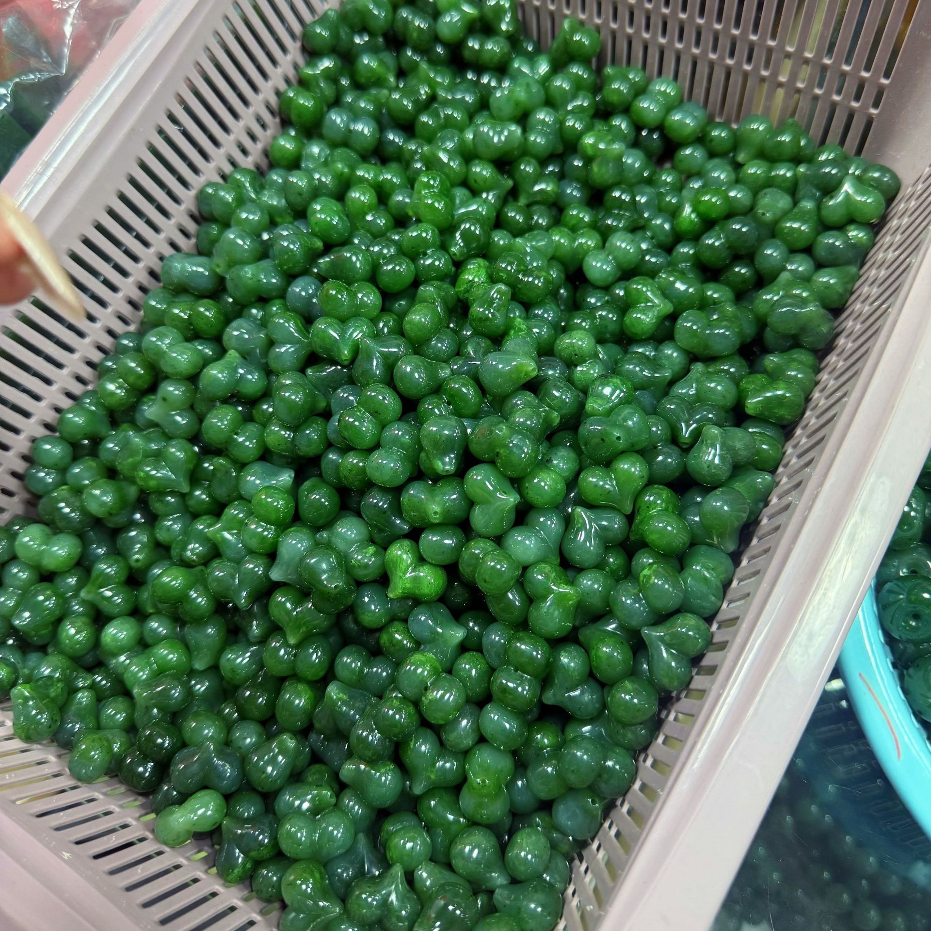 Live Broadcast Link: Factory Direct Sales of Natural Hetian Jade from the Factory, Professional Supply Chain, Bulk Wholesale and High-Volume Sales