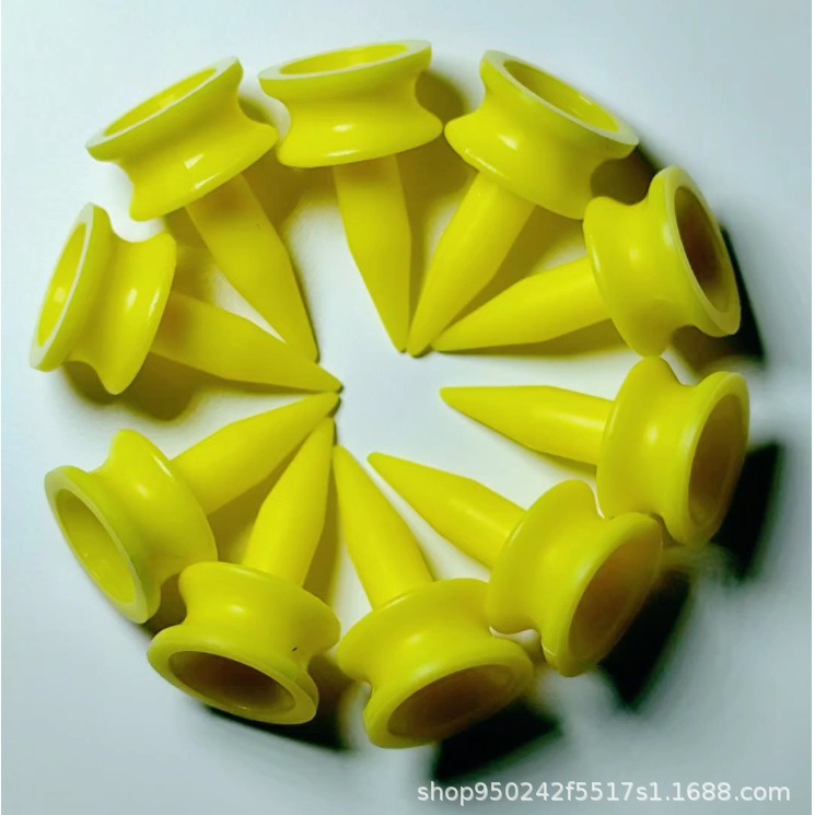 Golf Spikes Golf Tee Table Plastic Tee Golf Supplies Zero Resistance Spikes