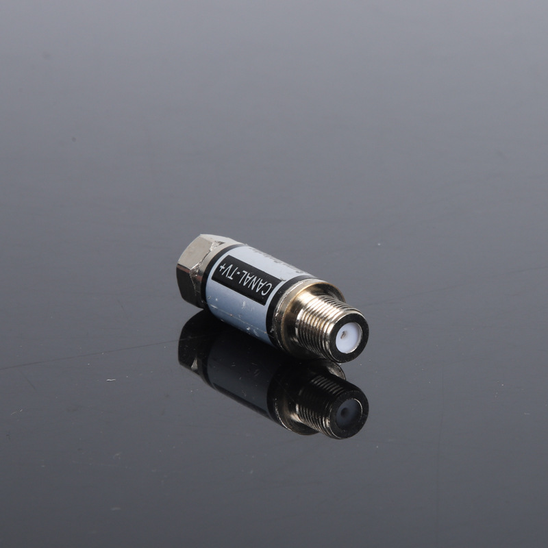 Lightning Protection Fixed Attenuation Head SE-2K TV Box Accessories Cable Digital TV Signal Filter