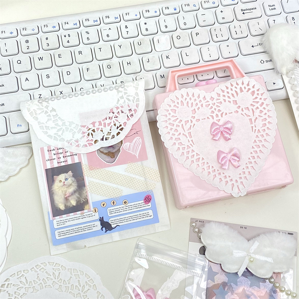 Girl's Heart Hollow Lace Paper White Packaging Decorative Collage Handbook Paper Ins Style Round Material Gift Packaging