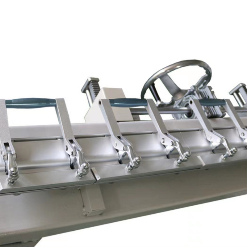 Mechanical Screen Tensioning Machine, Precision Chain Turbine Screen Tensioning Machine before Printing, Pneumatic Double Aluminum Clamp Screen Tensioning Machine