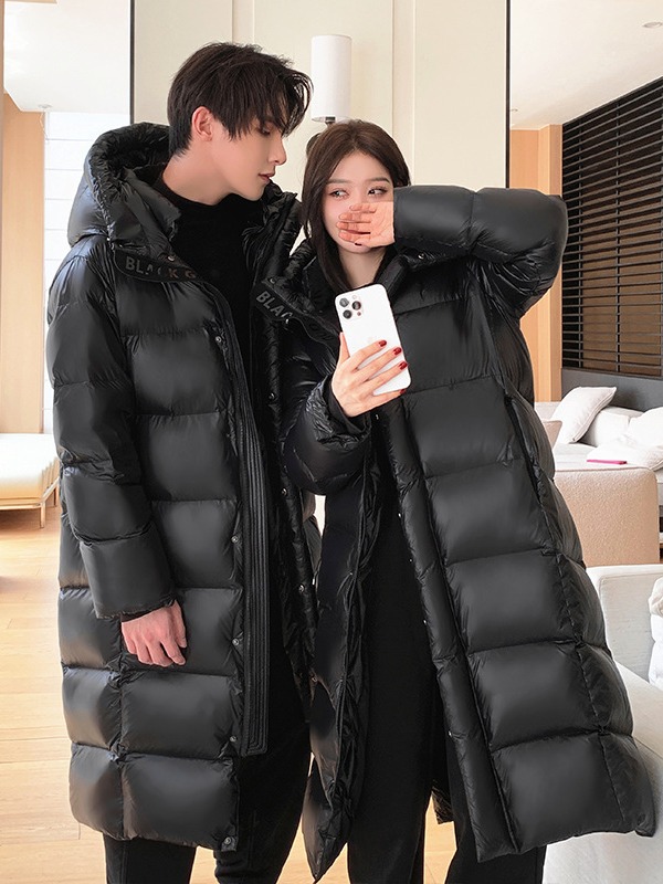 Thickened 2024 Northeast Travel Black Gold New Long Over-the-knee Down Jacket for Couple Men and Women
