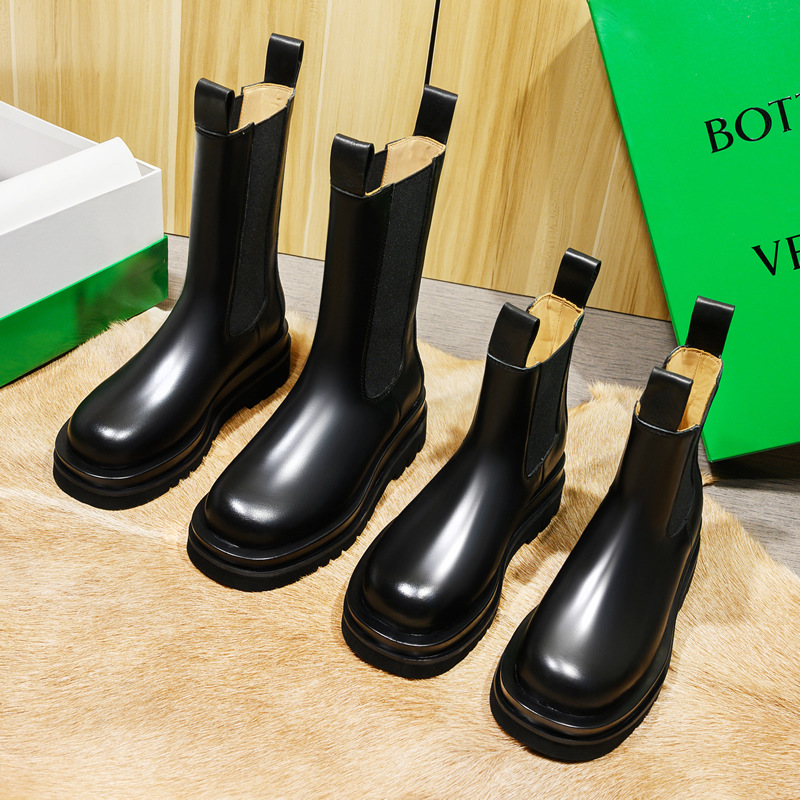 2025 New Inner Heightening Boots for Women Small British Style Mid-Calf Chimney Boots Thick-Soled Chelsea Short Boots