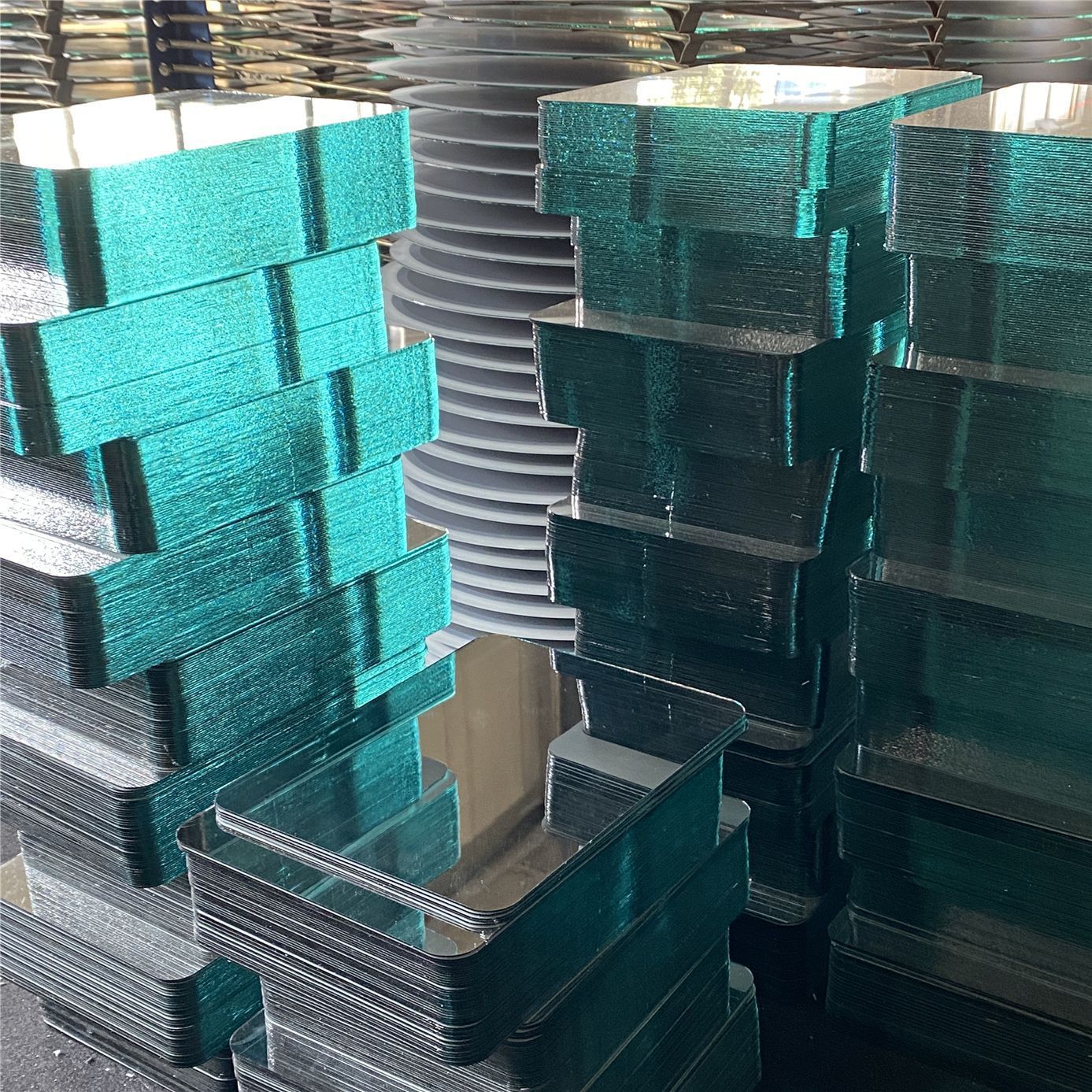 Manufacturer Glass Mirror Processing 1Mm-5Mm Round Square Special-Shaped Led Cosmetic Mirror Gift Mirror Asymmetrical Lens