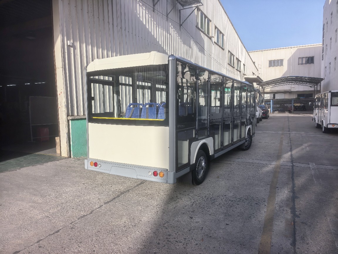 Shanghai 23-Seater Sightseeing Vehicle with Enclosed Doors, Scenic Tour Vehicle, Environmentally Friendly Factory Area Customer Reception Sightseeing Vehicle