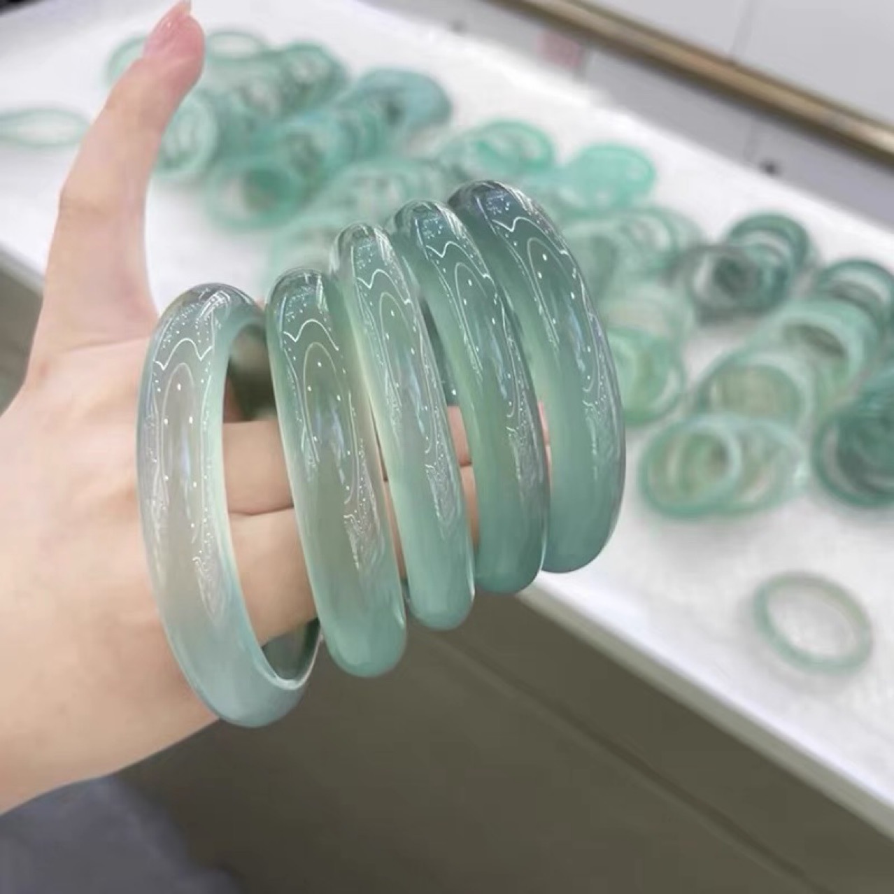 Original Natural Ice Chalcedony Oil Green Bracelet from the Source Manufacturer, Yuanshan Dai Mint Green Jade Bracelet, Jade Color Gift Box