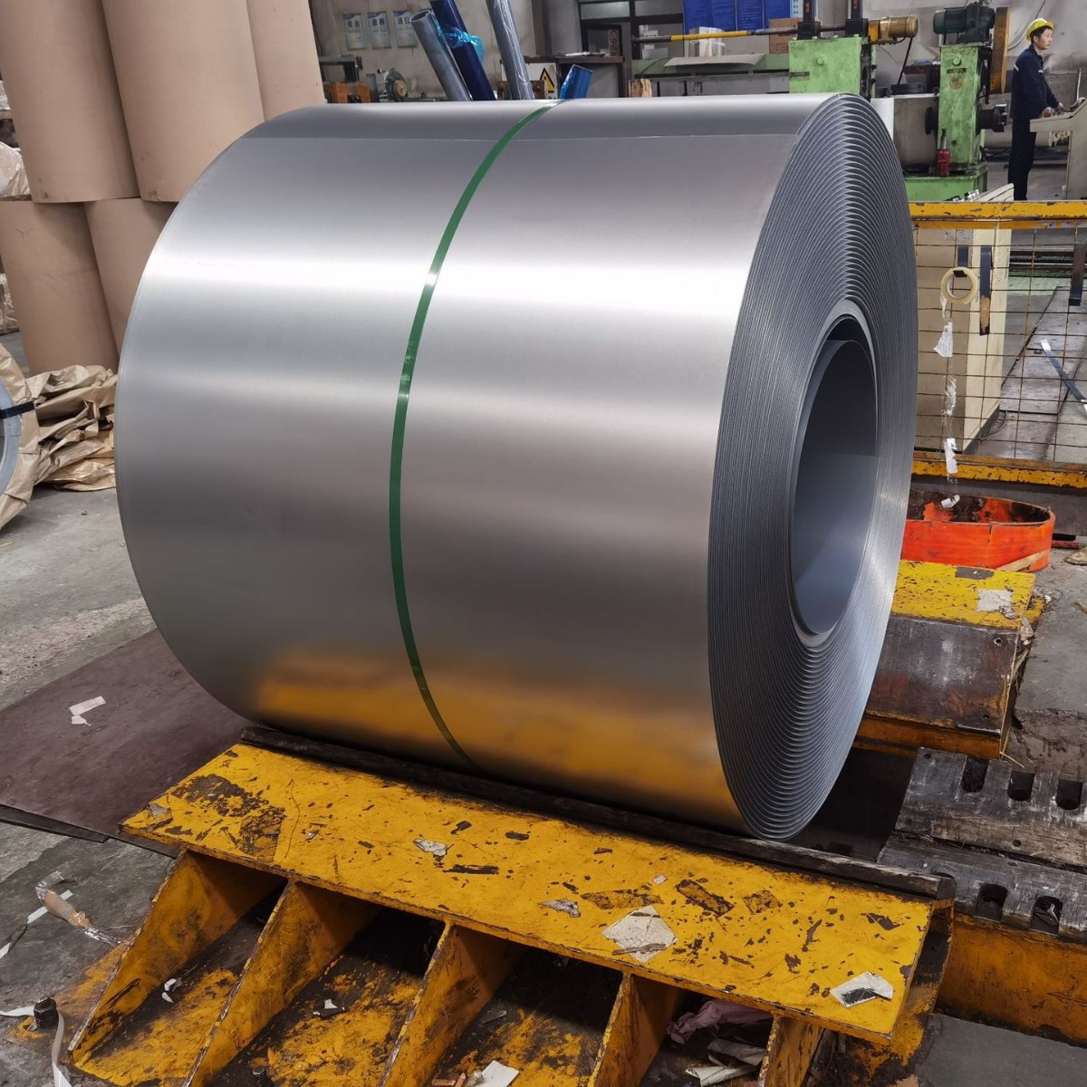 Supply of Cold-Rolled High-Strength Steel Plate Hc900/1300Cp Cold-Rolled Iron Plate Slitting for Automotive Structural Parts