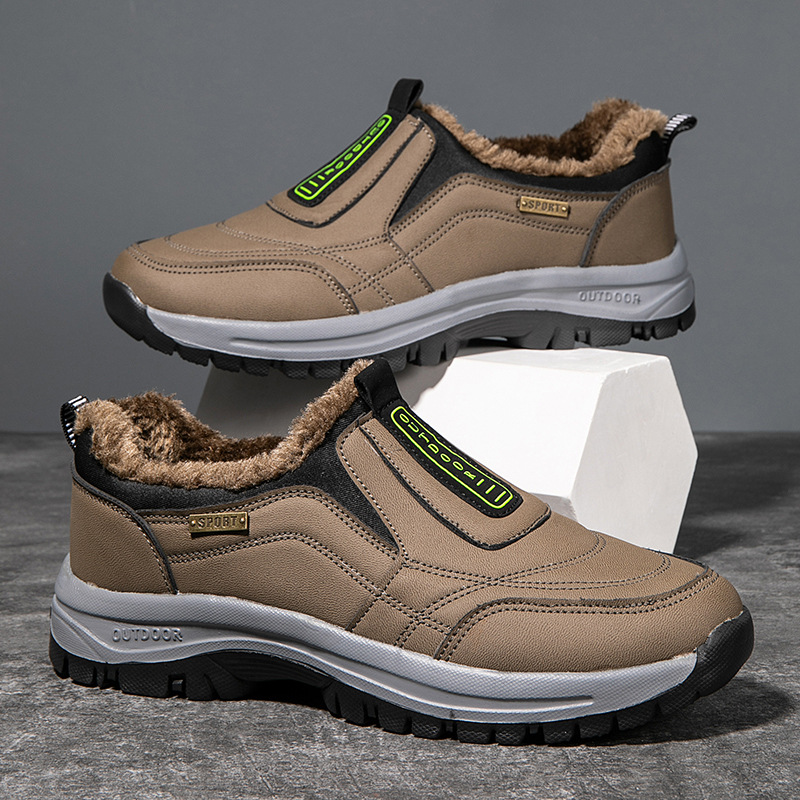 New TRONG CAVALRY New Men's Casual Shoes Outdoor Sports Old People's Shoes Suede Foot Rubber Sole