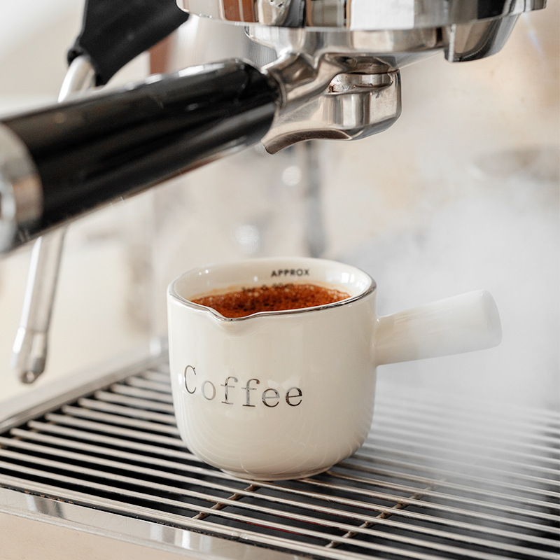 Creative ceramic small Milk Cup with handle scale mini coffee shop appliance espresso milk can cup measuring cup