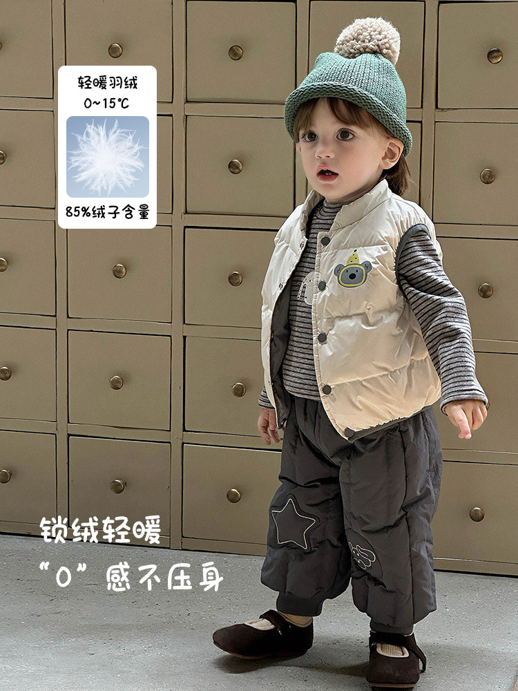 Boys' Cartoon down Vest Winter Lightweight Warm Vest for Baby Boys 90% White Duck down Infant Vest Class a