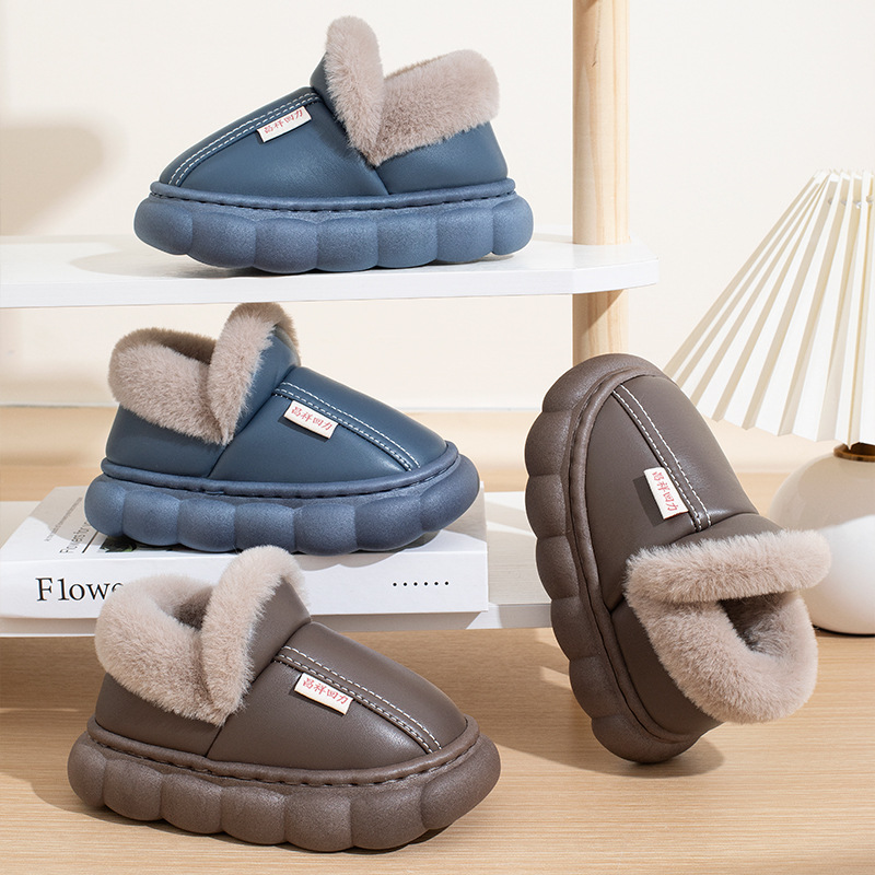 New Autumn and Winter Cotton Slippers for Boys and Girls Stepping on Dung Feeling Thick Bottom Non-slip Indoor Home Winter fleece-lined Warm Cotton Slippers