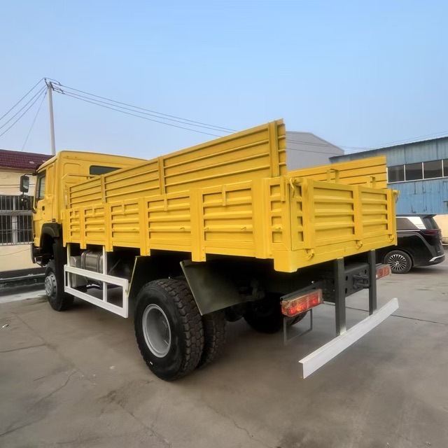 Export Africa Howo Dump Truck Chassis 375 Horsepower 4X2 Transporter Soldier Transporter Truck Chassis