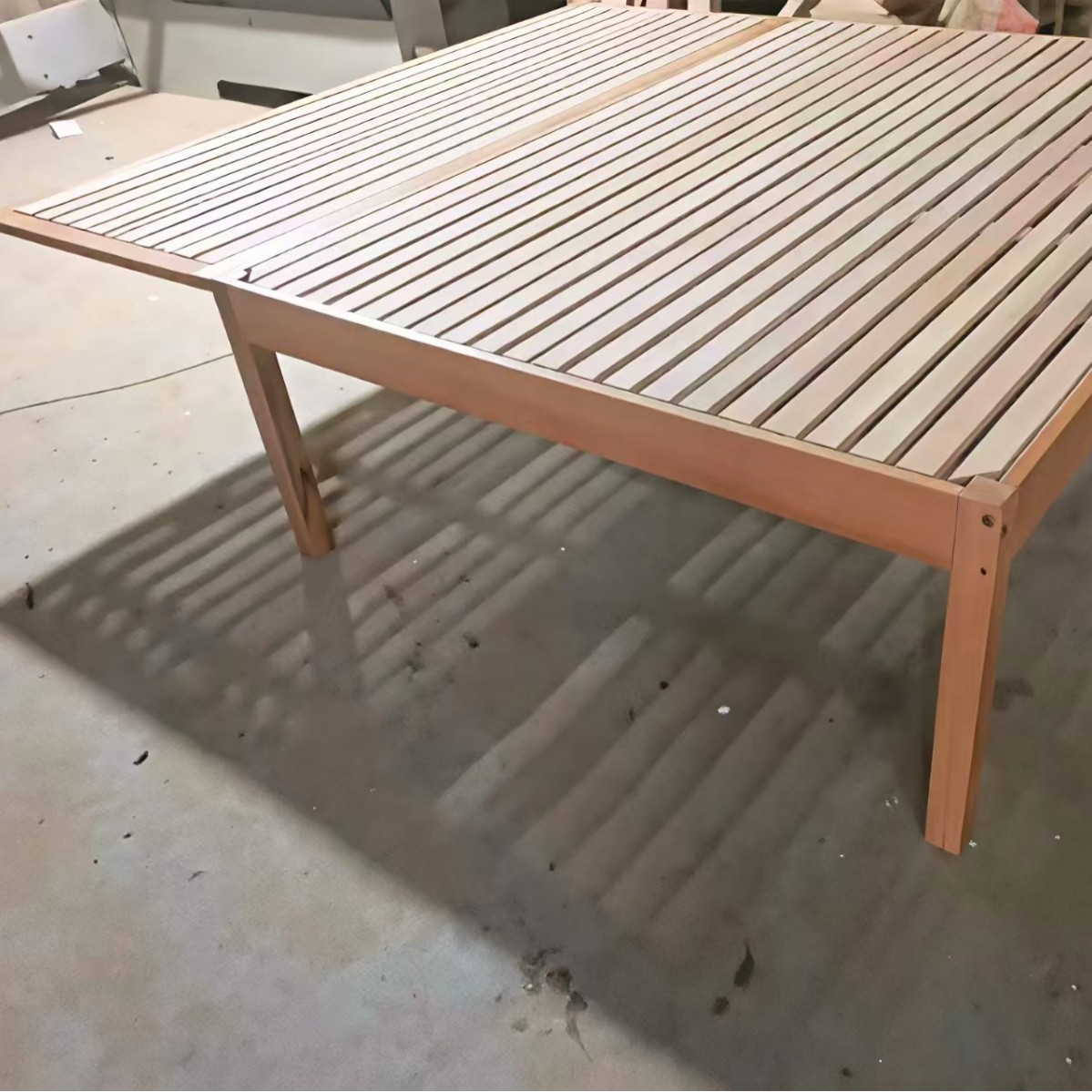 The Window Sill Is Spliced ​​Into Half Bed and Half Bay Window. the Small Bedroom Is Connected to the Tatami Bed. the Beech Bed Bay Window Is Widened