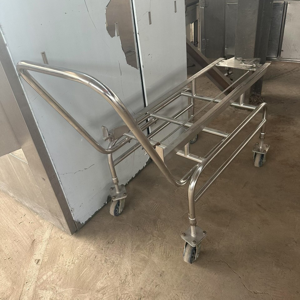 Used Shandong Xinhua Pulsed Vacuum Sterilization Cabinet 0.36 Cubic Vacuum Pulsed Sterilization Cabinet Sterilizer for Sale