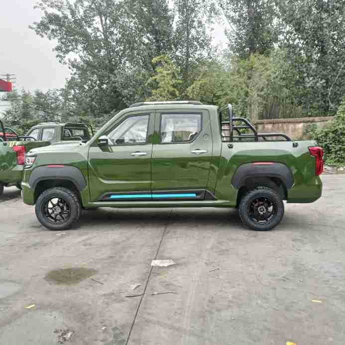 Export Four-Wheel Drive New Energy Large Mobility Vehicle Pickup Truck, New High-Speed Off-Road Vehicle with Heating and Cooling Air-Conditioned Four-Wheel Pickup Truck