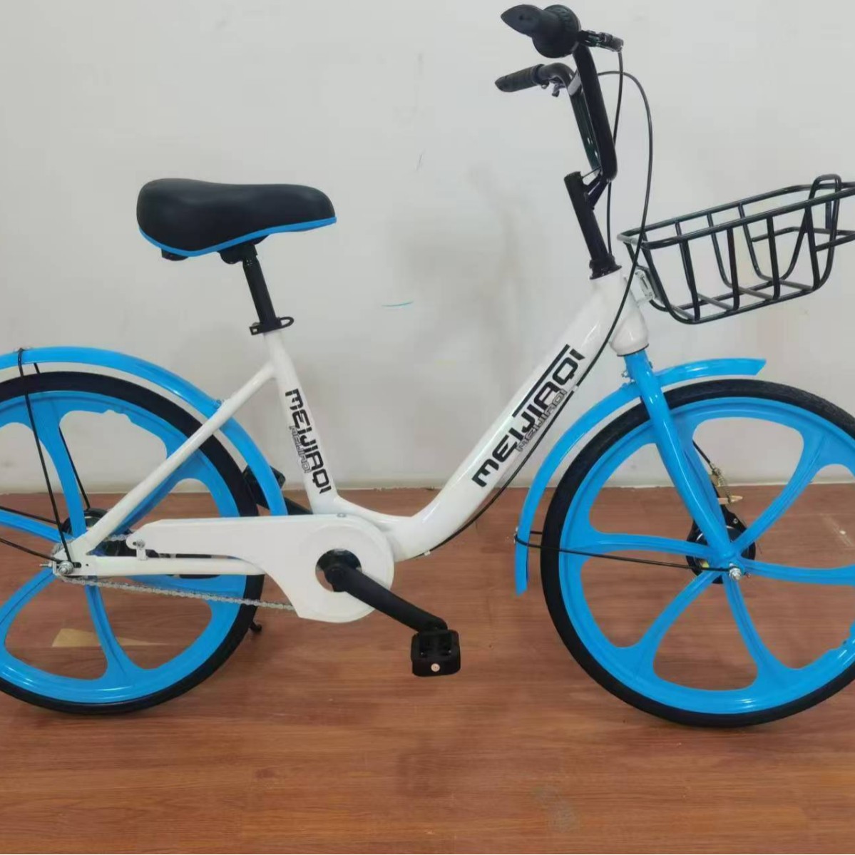 Кастомизированные совместные велосипеды 24-26 дюймов с противоударными шинами