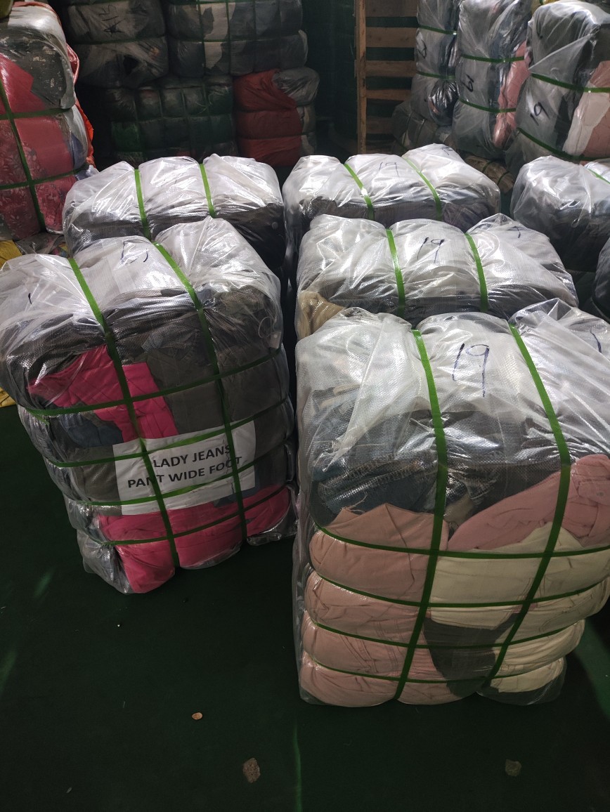 Б/У одежда в тюках 58кг