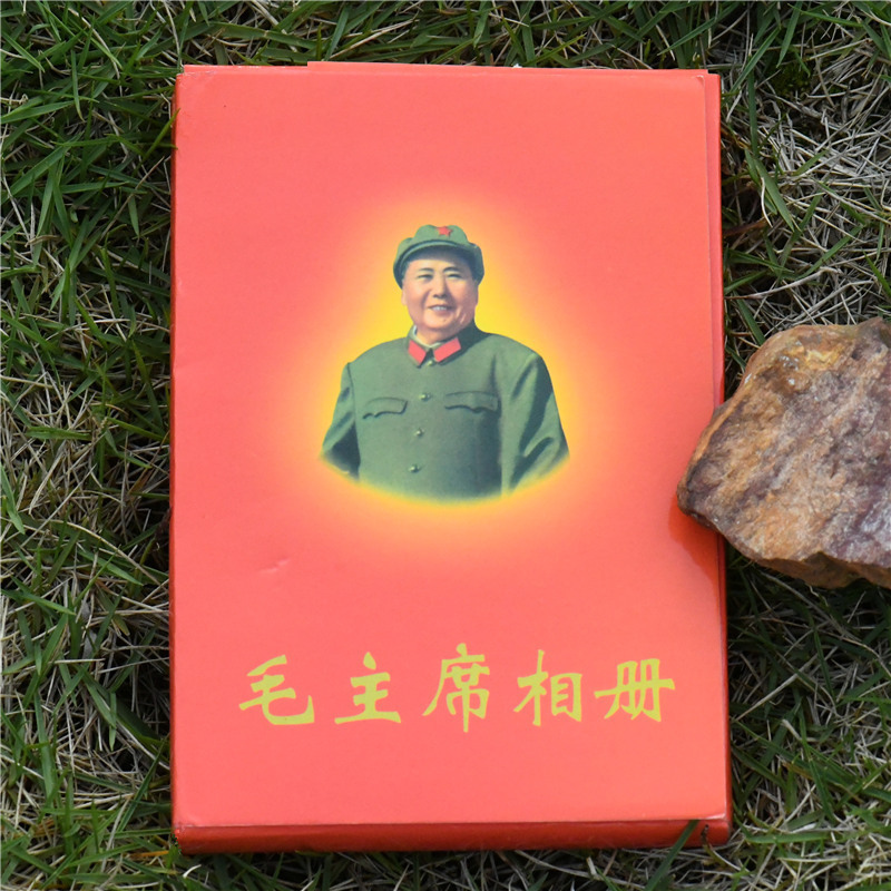 Chairman Mao Portrait Red Collection Chairman Mao Photo Album Collection 50 Black and White Photos Gift Box Souvenir Gift
