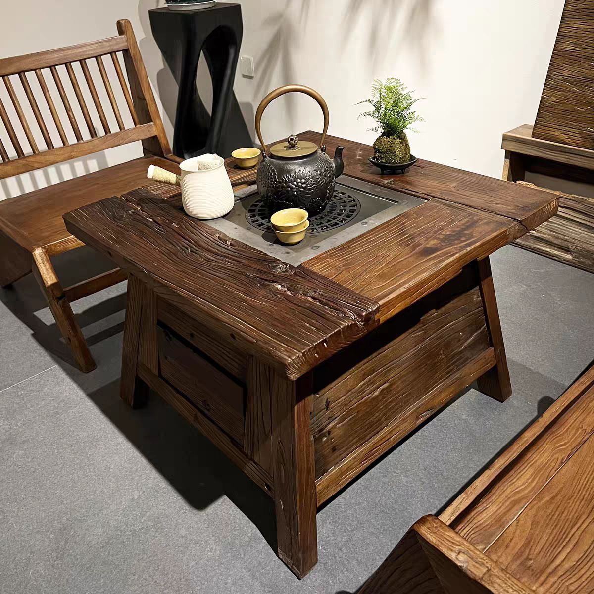 Стол и стулья в стиле ваби-саби из старого вяза, электрическая плита для барбекю, интегрированный стол для заваривания чая