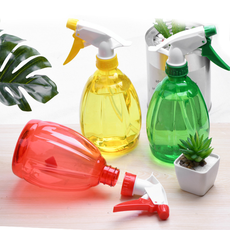 Spray Bottle Hand-Pressed Candy-Colored Watering Can Spray Bottle for Watering Flowers Alcohol Sprayer Plastic Spray Bottle