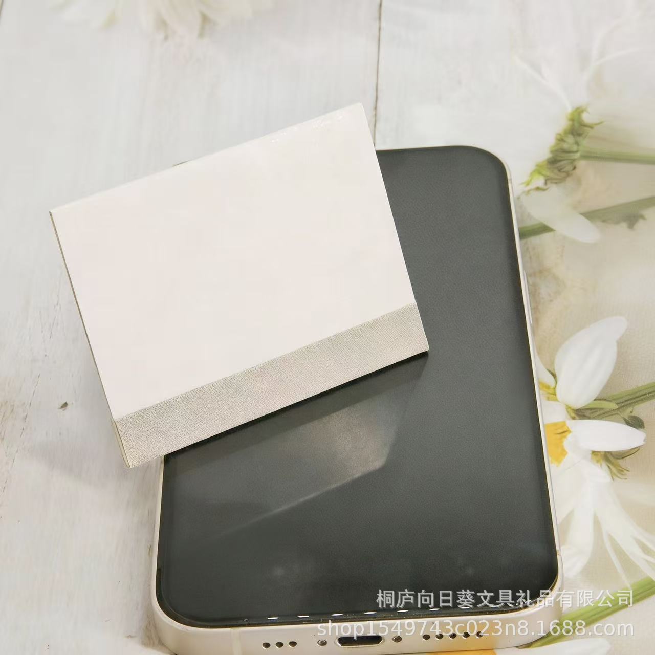 Simple, Lightweight and Portable Mobile Phone Cleaning Tool, Easy to Clean and Convenient to Operate Wholesale