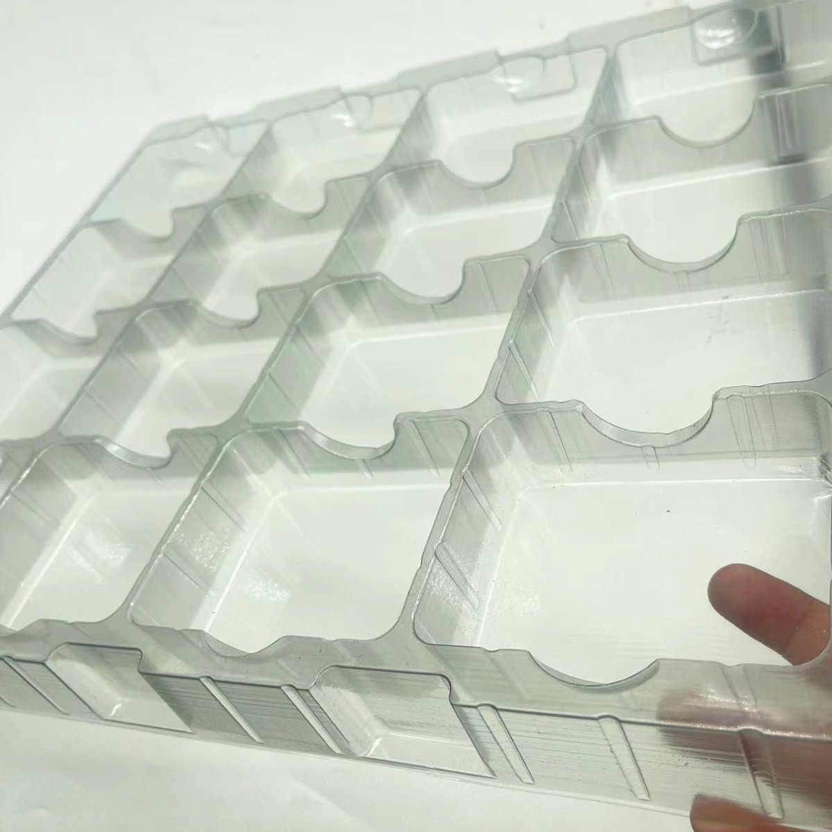 Factory wholesale transparent blister tray plastic lined packaging box scratch-resistant antistatic PVC mobile phone inner holder