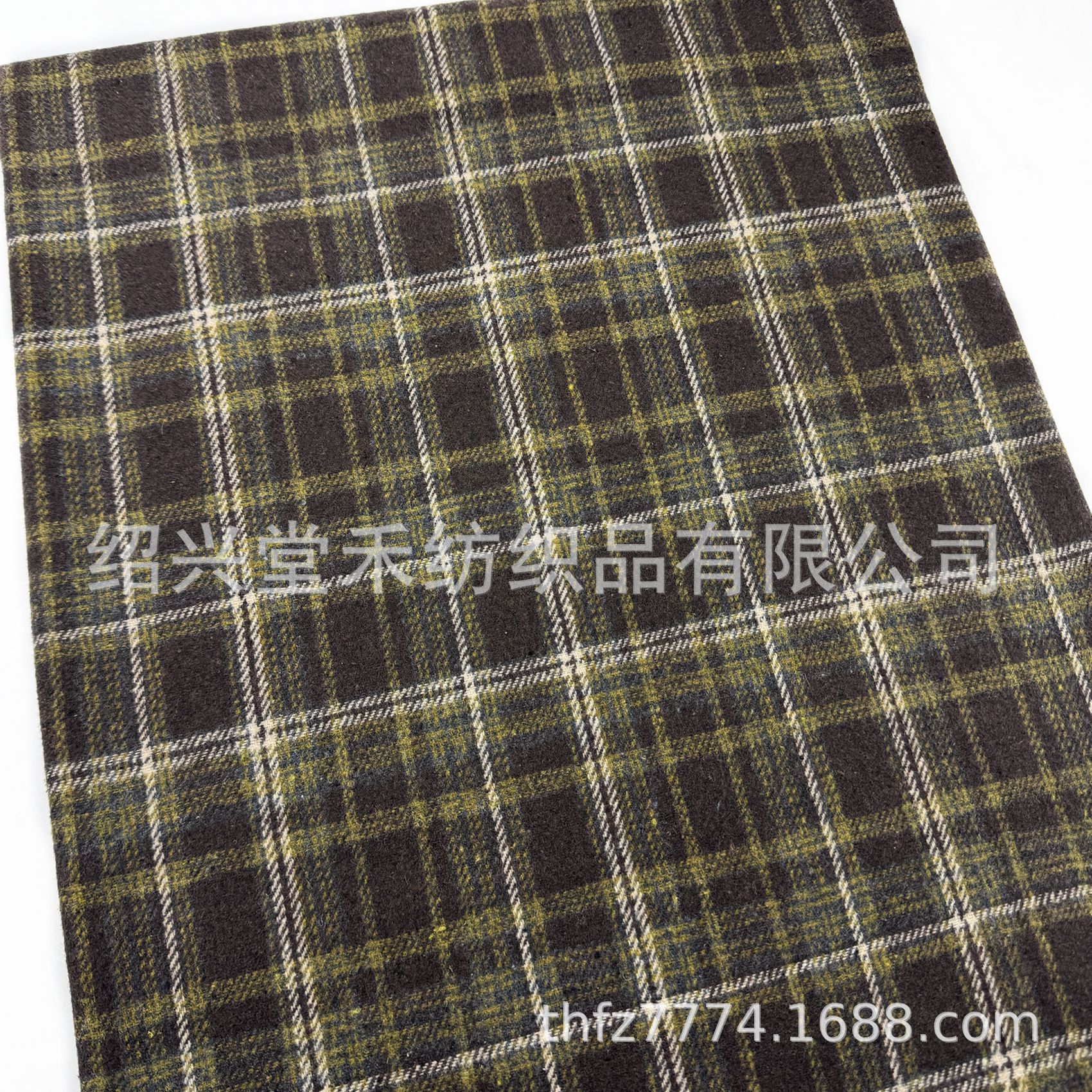 In-Stock Supply of New Japanese and Korean Style Brushed Plaid Fabric for Jk Skirts, Woolen Coats, Pants, Shoes, Hats, Bags, and Accessories