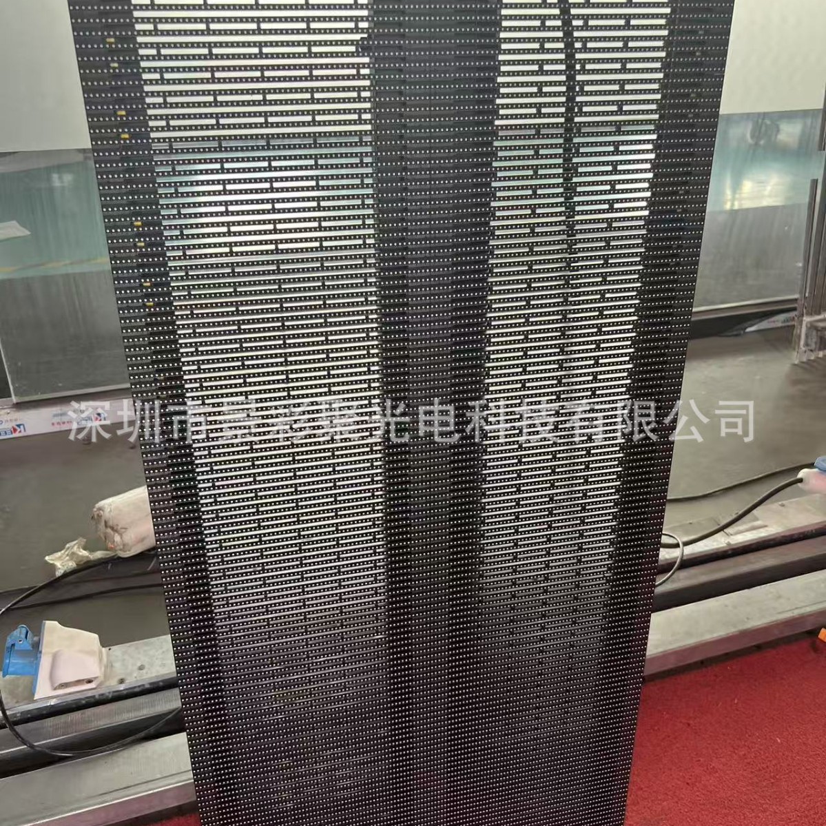 P3.9-7.81 Waterproof Transparent Screen Curved Outdoor Grille Screen 1921 High Brightness Customized Model