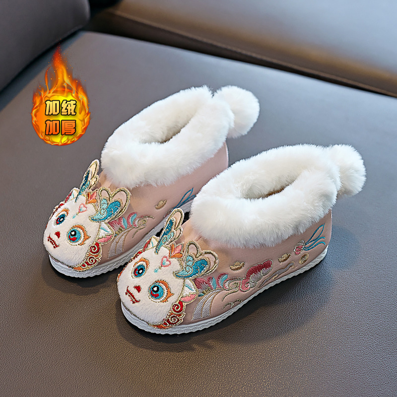 2025 Winter Cotton Shoes in Stock, Short Boots for Girls, Hanfu Shoes, Fleece-Lined and Thickened, Little Dragon Girl New Year Shoes, Chinese Style