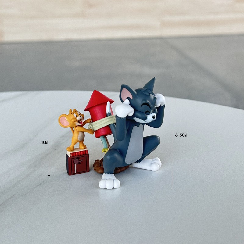 Tom and Jerry Tom Jerry Car Ornaments Car Interior Decoration Supplies Cute Desk Dolls Car Ornaments