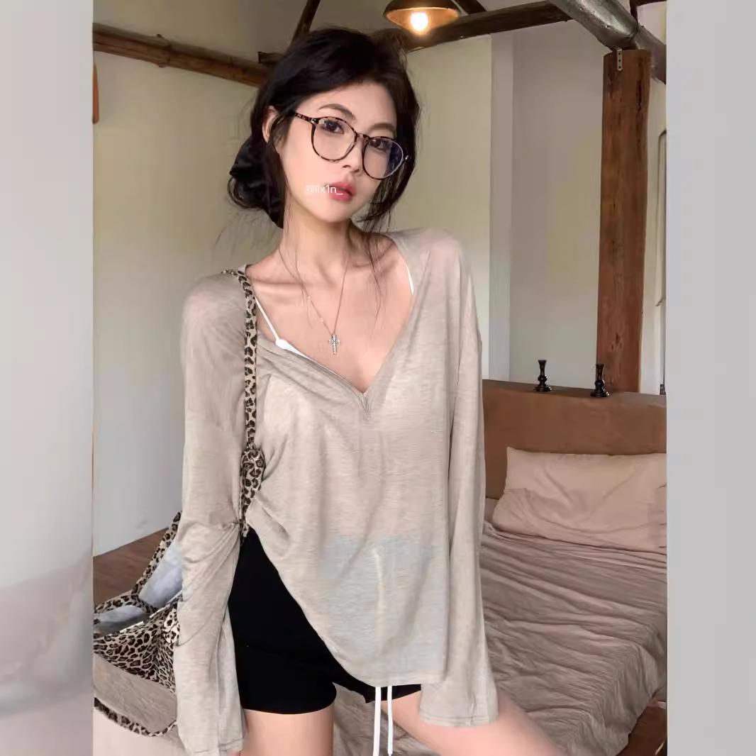 White Thin Slightly See-Through V-Neck Long-Sleeved T-Shirt Women's Summer Loose Sun Protection Blouse Casual Lazy Style Blouse Top