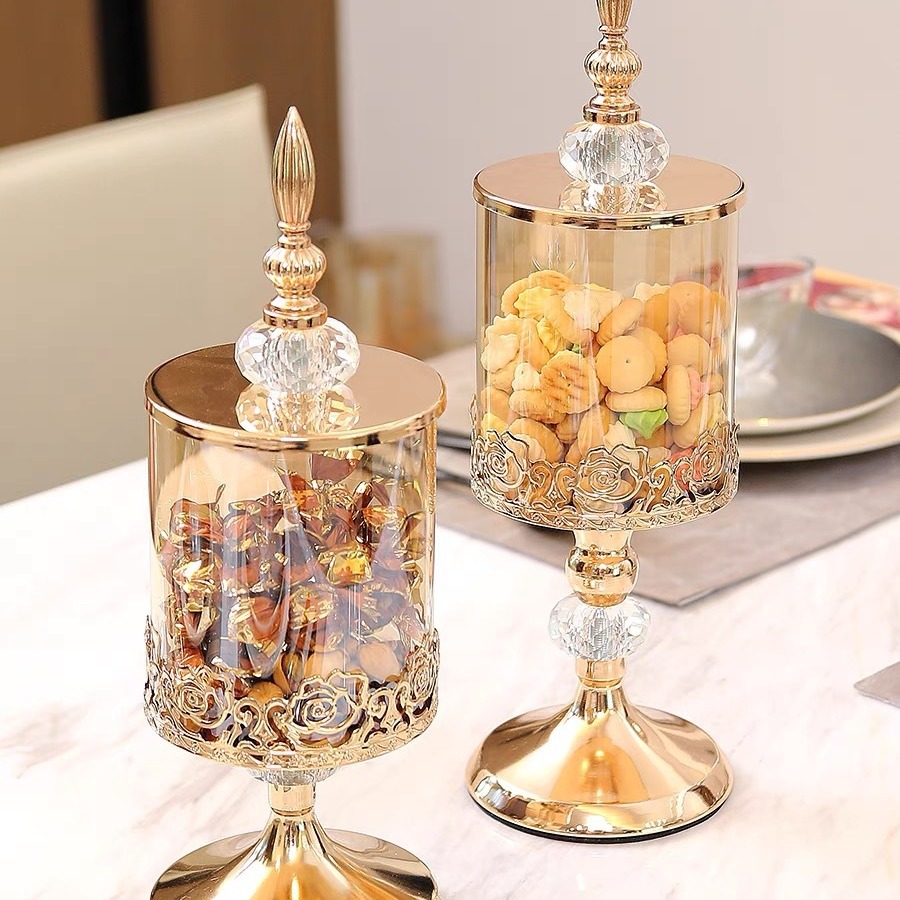 Light luxury crystal glass storage jar with lid European American style living room coffee table lace candy jar storage decoration ornaments