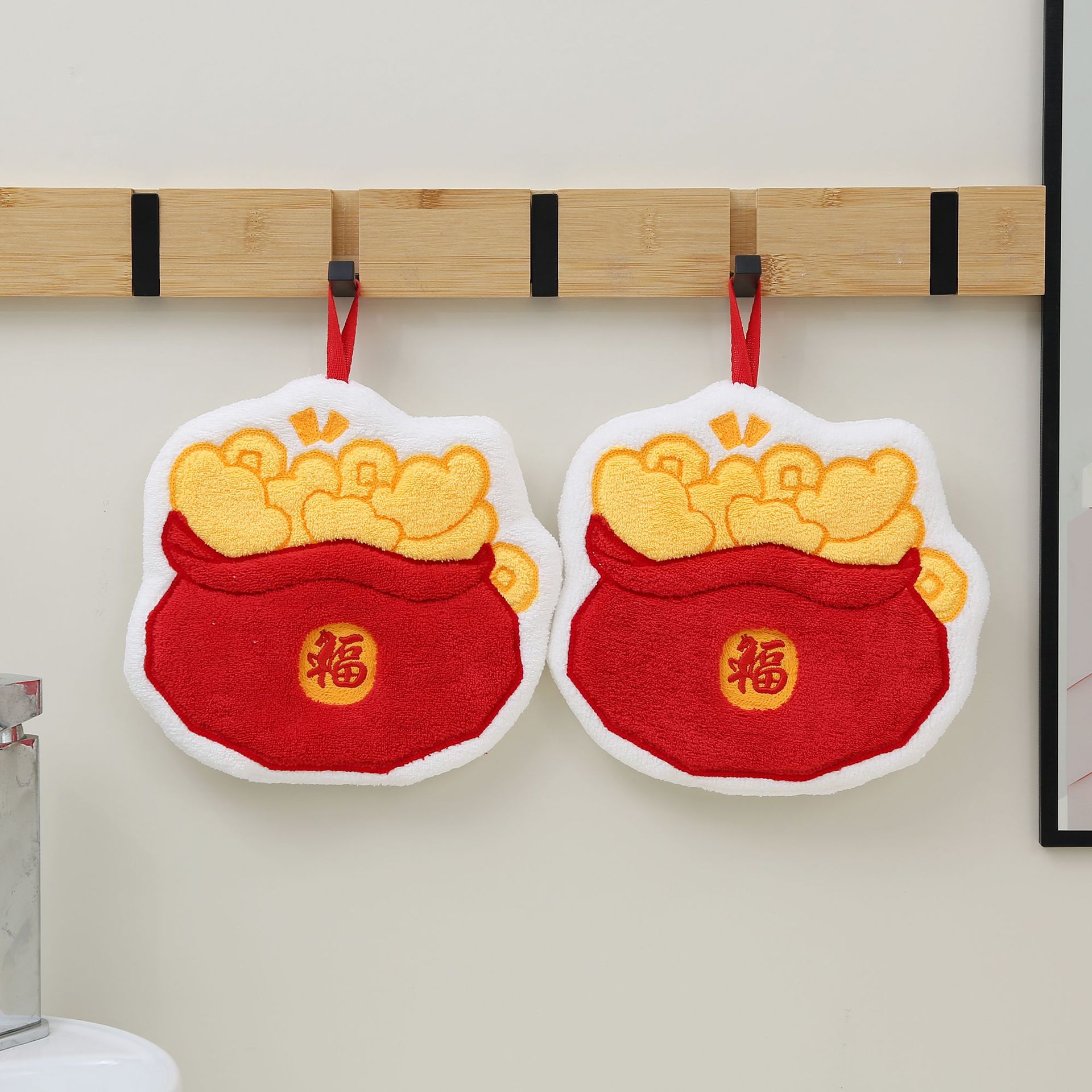 New Year's Hand Towel, Pony-Shaped Hanging Type, Super Absorbent, Cute Cartoon Hand Towel for Kitchen and Bathroom, Thickened Cleaning Cloth