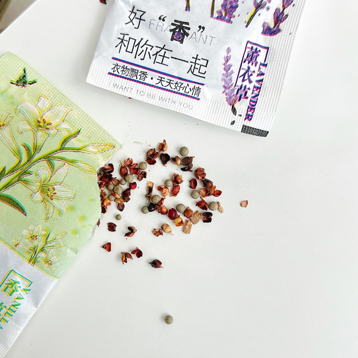 Wholesale desiccant sachet two-in-One praise sachet bag e-commerce shoe box deodorant clothes deodorant moisture-proof aromatherapy bag