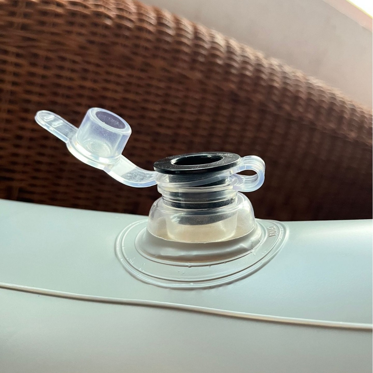 Hengmao travel baby car inflatable bed children's car rear folding car bed baby aircraft inflatable mattress