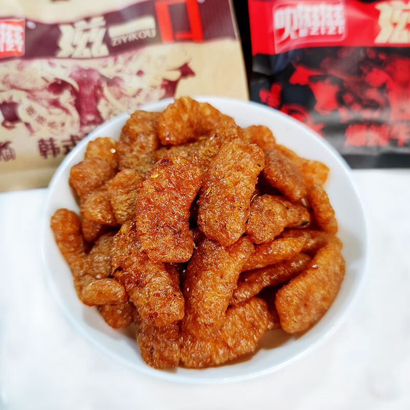 Spicy Korean-Style Beef-Flavored Spicy Strips, Soy-Based Vegetarian Snacks, 16G/Pack (Flavor Sent Randomly), Spicy