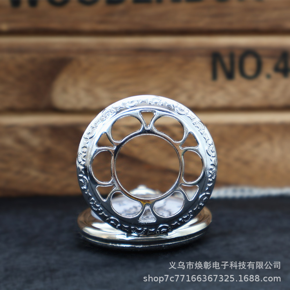 Manufacturer's In-Stock Butterfly Pocket Watch, Custom Vintage Flip-Cover Hollow Quartz Chain Watch, Silver Black Butler Pocket Watch, Cross-Border