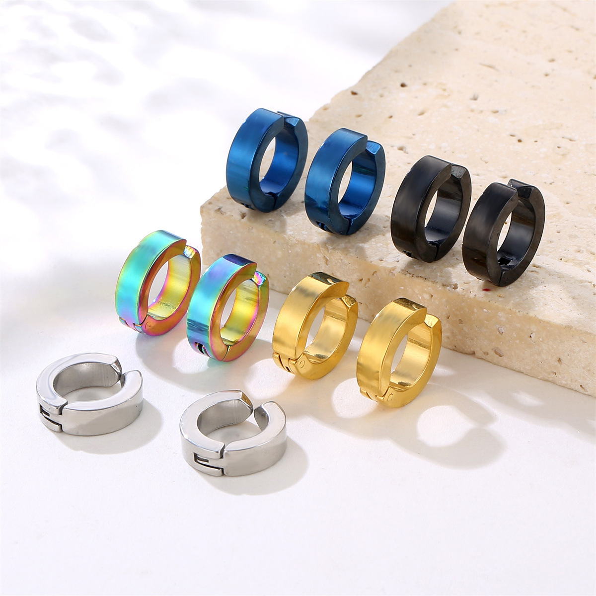 Titanium Steel Ear Clip Men's Non-fading Ear Holes Simple All-match High-end Antique Hot-selling Trendy Accessories Women's Earrings Jewelry