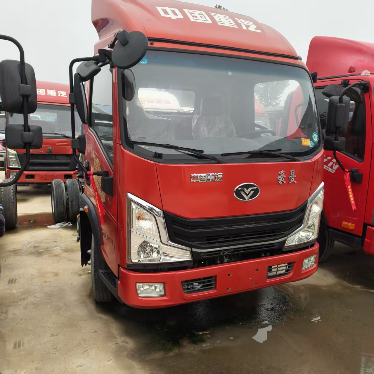 Light Box Truck 4.2m Light Truck Stock Chassis Can Be Used as a Container for Greening and Sprinkling 10-Ton Box Truck